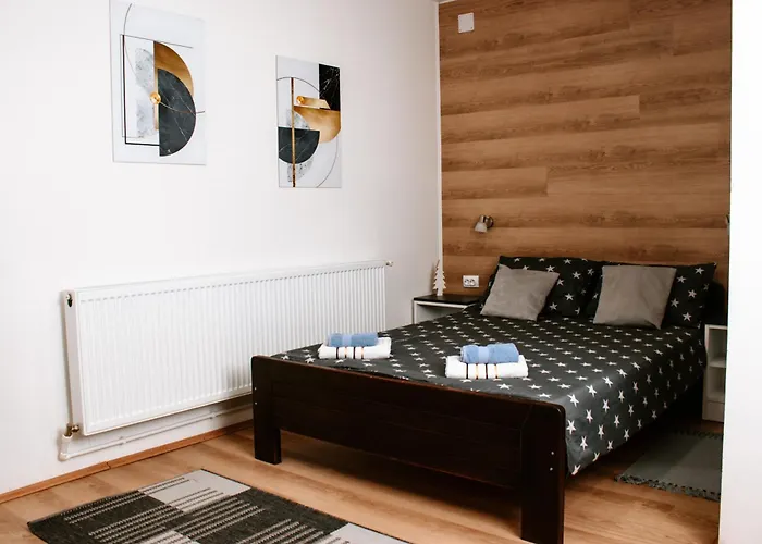 S. A. L. 2 公寓 兹雷尼亚宁